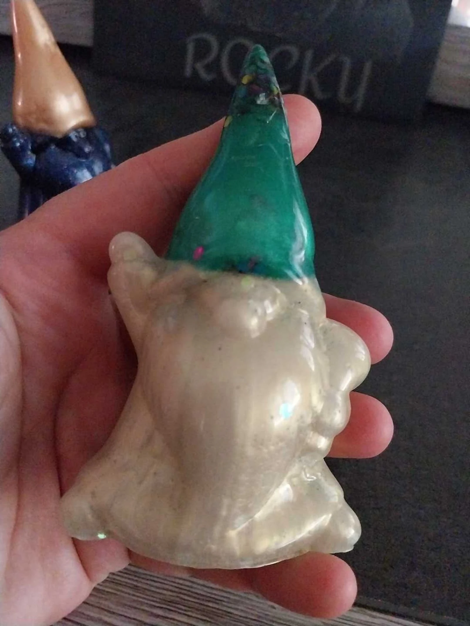 Lote de 2 gnomos decorativos de resina – photo 5